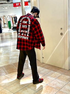 「AVIREX（アヴィレックス）のアイテム（サンダル）」を使った、10さん（メンズ・180cm）の夏コーディネート