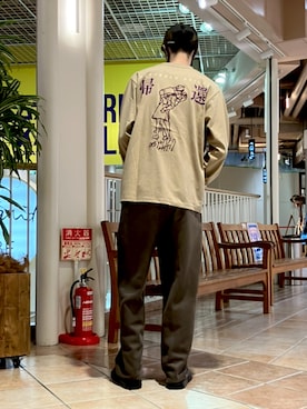「AVIREX（アヴィレックス）のアイテム（サンダル）」を使った、10さん（メンズ・180cm）の夏コーディネート