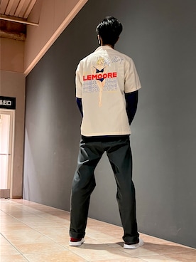 「AVIREX（アヴィレックス）のアイテム（サンダル）」を使った、10さん（メンズ・180cm）の春コーディネート
