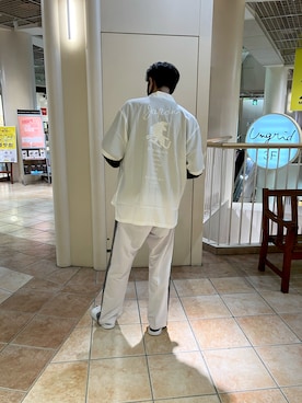 「AVIREX（アヴィレックス）のアイテム（サンダル）」を使った、10さん（メンズ・180cm）の夏コーディネート