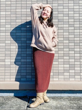 「ブラウンニット」｜「アイテム（スカート）」を使った、片山絵里 Elly Katayama さん（レディース・160cm）の春コーディネート
