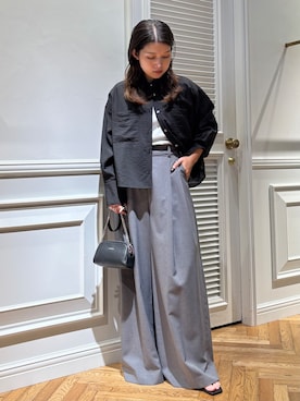 「DRESSTERIOR（ドレステリア）のシアーストライプクロップドシャツ（シャツ/ブラウス、ブラック系）」を使った、lmfloresさん（レディース・150cm）の夏コーディネート