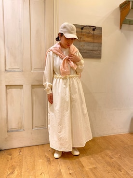 「ピンクシャツ」｜「アイテム（ワンピース/ドレス）」を使った、MORIさん（レディース・155cm）の春コーディネート