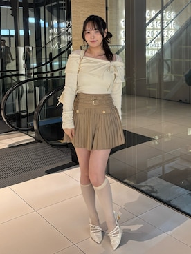 「one after another NICE CLAUP(ワンアフターアナザーナイスクラップ)のダブルベルト付きプリーツミニスカ-ト(スカート、ベージュ系)」を使った、miyu《骨格ストレート/ブルベ》さん(レディース・152cm)の春コーディネート