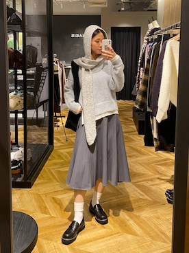 「JEANASIS（ジーナシス）のフードツキニットストール/599045（ストール/ショール）」を使った、osumisanさん（レディース・164cm）の秋コーディネート