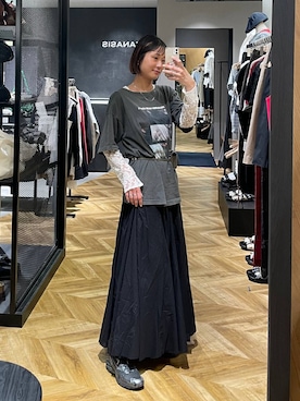 「アイテム（ポーチ）」を使った、osumisanさん（レディース・164cm）の春コーディネート