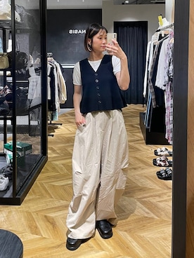 「JEANASIS（ジーナシス）のクロッグローファー/638847（ローファー、ブラック系）」を使った、osumisanさん（レディース・164cm）の春コーディネート