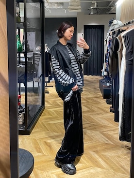 「アイテム（MA-1）」を使った、osumisanさん（レディース・164cm）の秋コーディネート