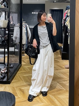 「JEANASIS（ジーナシス）のクロッグローファー/638847（ローファー、ブラック系）」を使った、osumisanさん（レディース・164cm）の春コーディネート