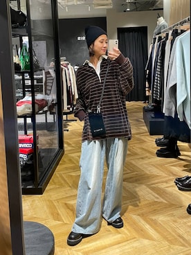 「アイテム（PC・スマホグッズ/家電）」を使った、osumisanさん（レディース・164cm）の秋コーディネート