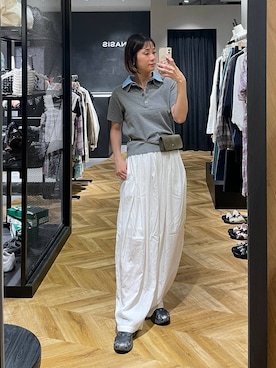 「JEANASIS（ジーナシス）のボリュームタックバルーンパンツ/663469（カーゴパンツ、ホワイト系）」を使った、osumisanさん（レディース・164cm）の春コーディネート