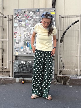 「ROSE BUD（ローズバッド）のRAGLAN PIPING TEE（Tシャツ/カットソー、イエロー系）」を使った、jinko_roseさん（レディース・165cm）の夏コーディネート