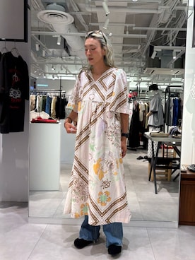 「HLAADA（フラーダ）のHLAADA for ROSEBUD/VOYAGE PRINT DRESS（ワンピース、ブラウン系）」を使った、jinko_roseさん（レディース・165cm）の夏コーディネート