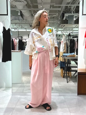 「beej（ビージ）のアイテム」を使った、jinko_roseさん（レディース・165cm）の夏コーディネート