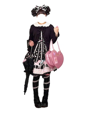 「アイテム（ヘアアクセサリー）」を使った、ミナっちさん（レディース・154cm）の秋コーディネート