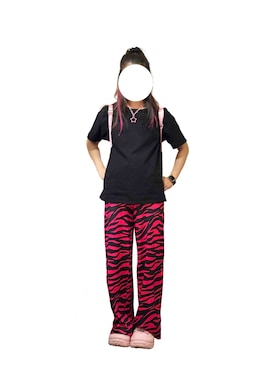 「no brand（ノーブランド）のアイテム（その他パンツ、ピンク系）」を使った、ミナっちさん（レディース・154cm）の夏コーディネート