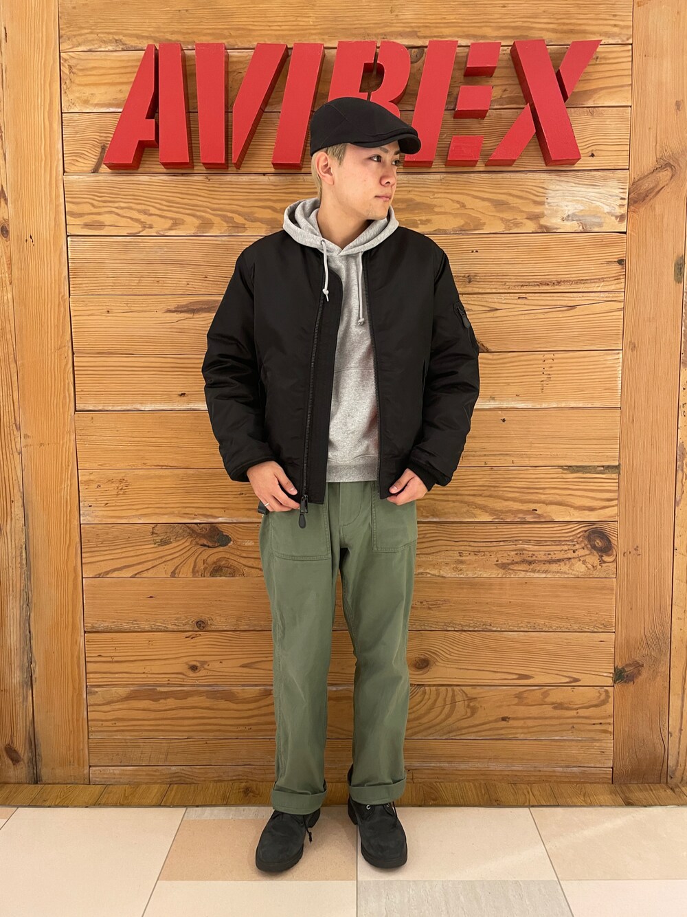 「AVIREX、ootd、メンズコーデ、冬のコーデ、おしゃれさんと繋がりたい、AVIREXBelle、ootdtw、ファッションの力を信じよう、ファッションを楽しもう、新星WEARISTAにエントリー」｜「AVIREXの【先行予約 7月上旬-7月中旬入荷予定】BAKER PANTS / ベイカー パンツ（パンツ、グリーン系）」を使った、ひらいさん（メンズ・174cm）の冬コーディネートの1枚目の写真