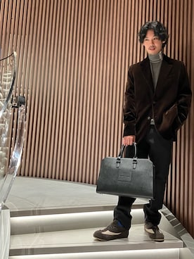 「アイテム（ビジネスバッグ）」を使った、KENTOさん（メンズ・169cm）の冬コーディネート
