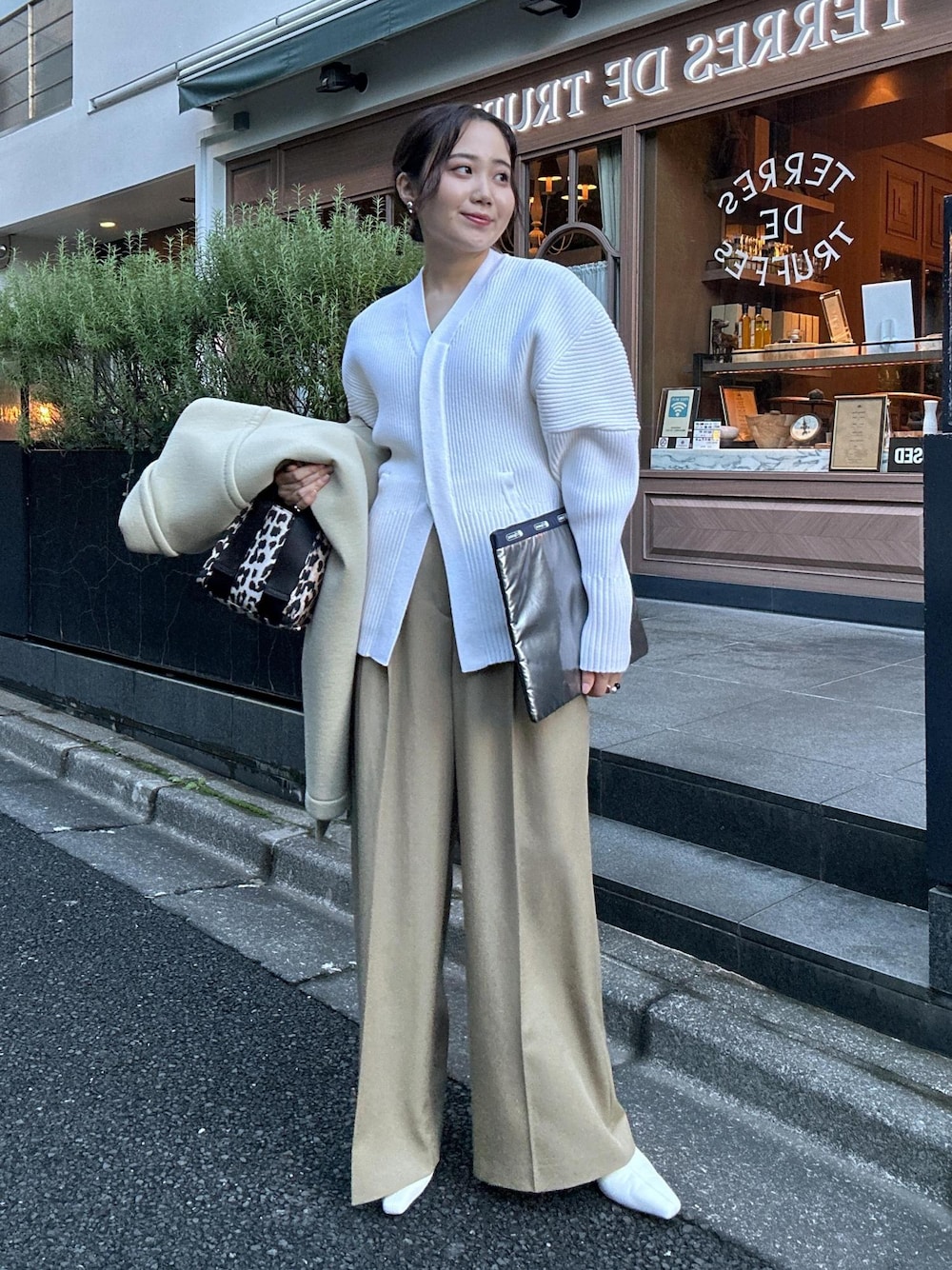 きなさんの「【GANNI for ADAM ET ROPE'】Recycled tech Mini Tote（GANNI）」を使ったコーディネートの1枚目の写真