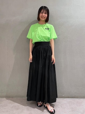 「ADAM ET ROPE'（アダムエロペ）のナロークロスストラップスポサン（サンダル、ホワイト系）」を使った、ONOさん（レディース・161cm）の夏コーディネート