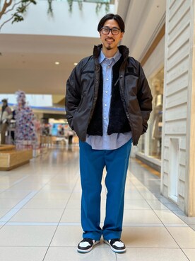「Dickies（ディッキーズ）の【Dickies/ディッキーズ】T/C ツイルイージーパンツ ワイドチノ チノパン ルーズフィット（チノパンツ）」を使った、OKAさん（メンズ・175cm）の冬コーディネート