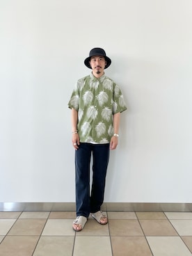 「GLOSTER（グロスター）のアイテム（シューズ）」を使った、OKAさん（メンズ・175cm）の夏コーディネート