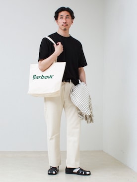 「GLOSTER（グロスター）のアイテム」を使った、OKAさん（メンズ・175cm）の春コーディネート