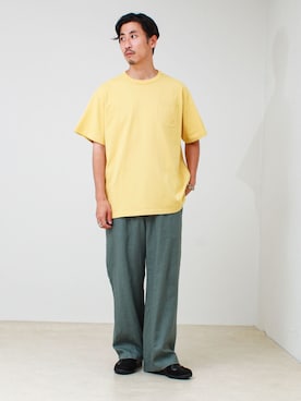 「GEVACO（ゲバコ）の【GEVACO/ゲバコ】ベーシックオープンエンド天竺ポケット刺繍Tシャツ（Tシャツ/カットソー、イエロー系）」を使った、OKAさん（メンズ・175cm）の夏コーディネート