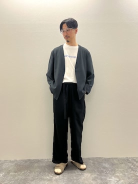 「GLOSTER（グロスター）のアイテム（ノーカラージャケット）」を使った、OKAさん（メンズ・175cm）の春コーディネート