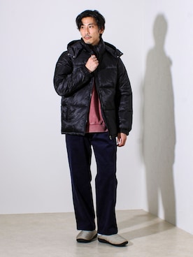 「アイテム（サンダル）」を使った、OKAさん（メンズ・175cm）の秋コーディネート