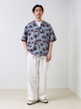 「GLOSTER（グロスター）のアイテム（パンツ）」を使った、OKAさん（メンズ・175cm）の春コーディネート