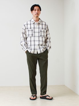 「GLOSTER（グロスター）のアイテム」を使った、OKAさん（メンズ・175cm）の春コーディネート