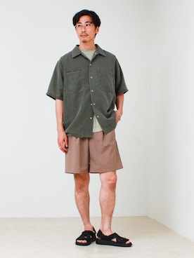 「GEVACO（ゲバコ）のアイテム」を使った、OKAさん（メンズ・175cm）の春コーディネート