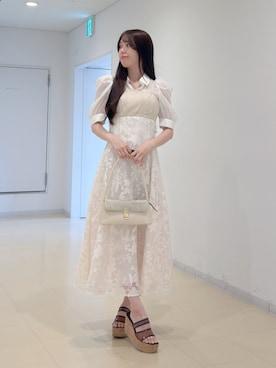 「MERCURYDUO（マーキュリーデュオ）のスエードハンドバッグ（ハンドバッグ、ホワイト系）」を使った、AMIさん（レディース・158cm）の春コーディネート