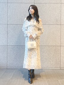 フラワープリントケープワンピース｜マーキュリーデュオ