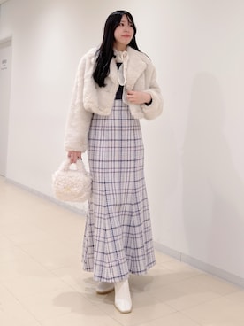 「アイテム（スカート、パープル系）」を使った、AMIさん（レディース・158cm）の秋コーディネート