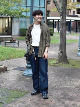 「アイテム（キーホルダー）」を使った、アズマさん（メンズ・173cm）の秋コーディネート
