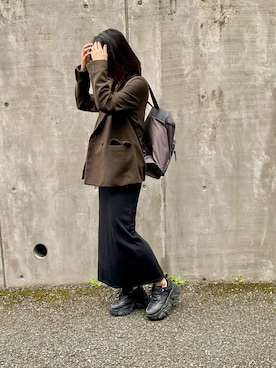 「アイテム（スニーカー）」を使った、まゆぅさん（レディース・155cm）の秋コーディネート
