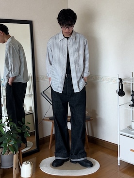 「MHL.（エムエイチエル）のアイテム」を使った、市川 昇さん（メンズ・169cm）の春コーディネート