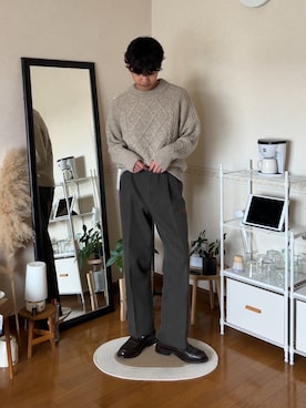 「アイテム（ニット/セーター）」を使った、市川 昇さん（メンズ・169cm）の秋コーディネート