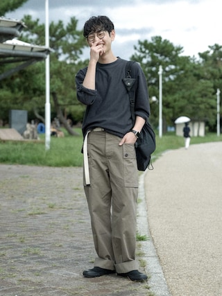「MHL.(エムエイチエル)のCOTTON CANVAS SLIP-ON(スニーカー)」を使った、市川 昇さん(メンズ・169cm)の秋コーディネート
