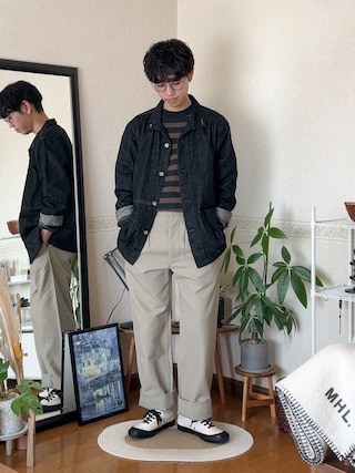 「MHL.(エムエイチエル)のLIGHT COTTON MELANGE STRIPE(Tシャツ/カットソー)」を使った、市川 昇さん(メンズ・169cm)の秋コーディネート