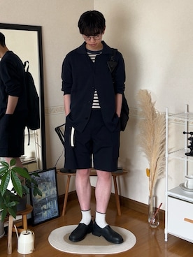 「MHL.（エムエイチエル）のアイテム」を使った、市川 昇さん（メンズ・169cm）の春コーディネート