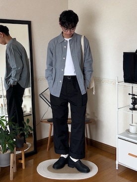 「MHL.（エムエイチエル）のアイテム」を使った、市川 昇さん（メンズ・169cm）の春コーディネート