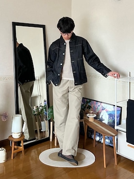 「アイテム（デニムジャケット）」を使った、市川 昇さん（メンズ・169cm）の秋コーディネート