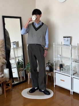 「アイテム（サンダル）」を使った、市川 昇さん（メンズ・169cm）の秋コーディネート