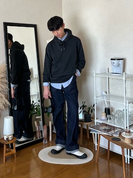「アイテム（スリッポン）」を使った、市川 昇さん（メンズ・169cm）の秋コーディネート