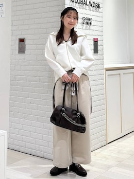 「GLOBAL WORK（グローバルワーク）のエアかる厚底ローファー/136031（ローファー、ブラウン系）」を使った、chiyuki.さん（レディース・168cm）の冬コーディネート