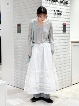 「GLOBAL WORK（グローバルワーク）のGOODデニムイージーパンツ/498394（Denim pants、ブルー系）」を使った、chiyuki.さん（レディース・168cm）の春コーディネート