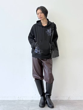 「HARE（ハレ）のAMIサンカクトートBAG(HARE)（トートバッグ、ブラック系）」を使った、seigiさん（メンズ）の秋コーディネート